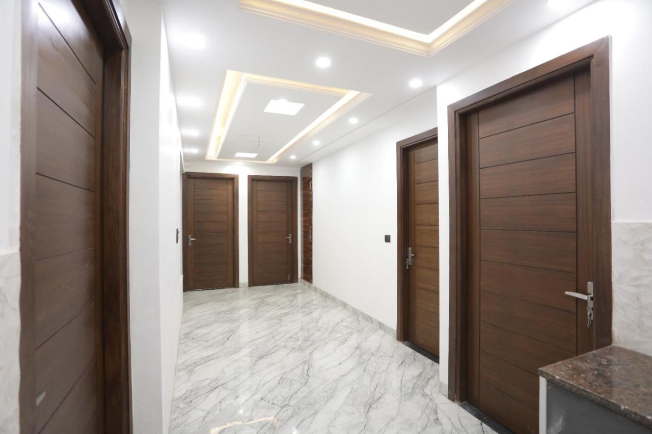 Vibe Hotel Noida Extérieur photo